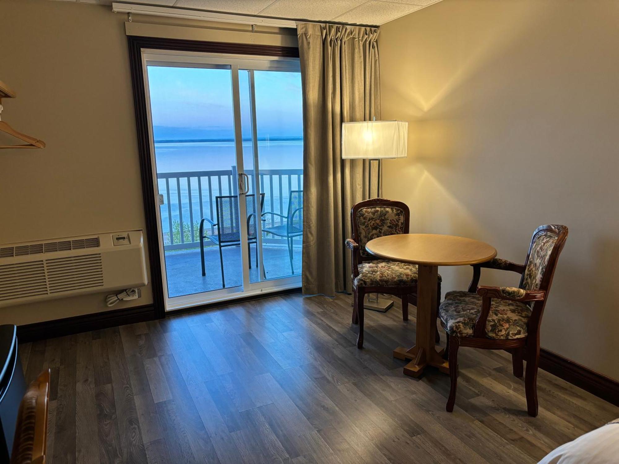 Motel Vue Belvedere Saint-Simeon  Bagian luar foto